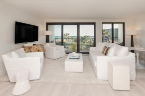 Tranquil Getaway 2BR Ocean Views Onsite Amenities